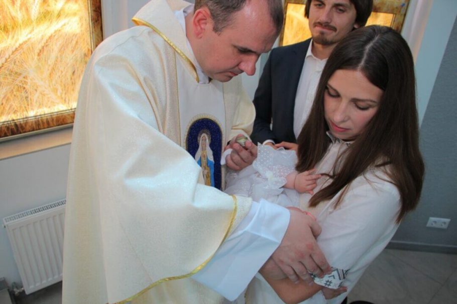 Семья Ткачук отпраздновала крестины младшей дочери в нашем Центре