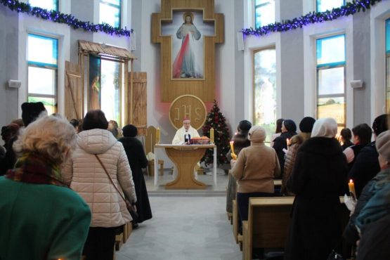 Архиепископ Кондрусевич отправил первую отпустовую Мессу в нашей часовне