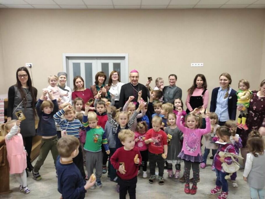 Archbishop Tadeusz Kondrusiewicz visited the Social Centre