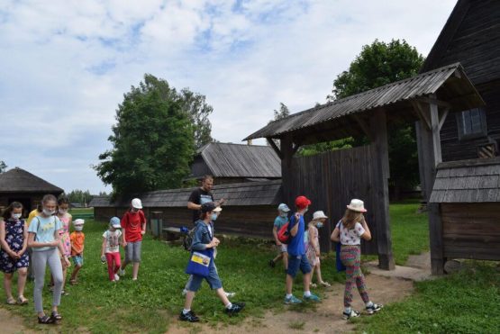Запрашаем у дзіцячы летнік