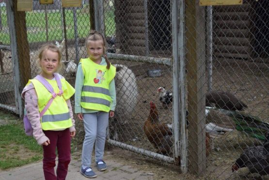 Дзеці з Місіі наведалі Дукорскі маёнтак