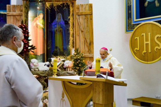 Біскуп Казімір Велікаселец наведаў Місію