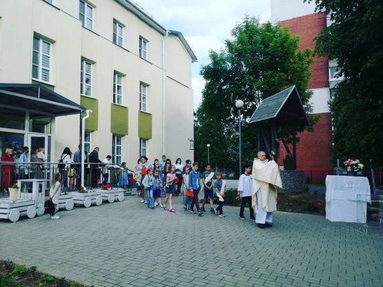 Адбылася працэсія на свята Божага Цела