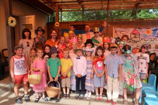 Адбылася прэм’ера спектакля “Базылішак у лясным гушчары”