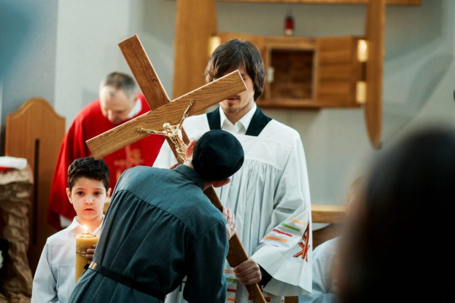 Rozkład nabożeństw na Wielki Tydzień w Chrześcijańskim Centrum Socjalnym