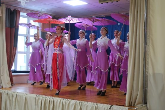 В Христианском Социальном Центре выступил “Театр Мэйхуа”