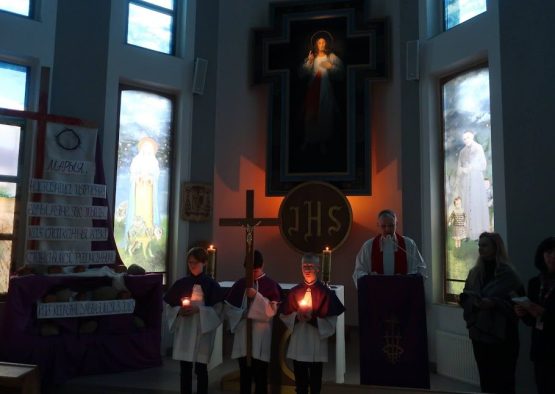 Крыжовы шлях. Молімся разам.