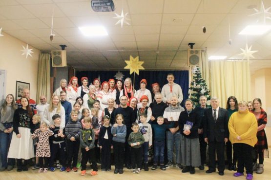 Kolędowanie w Misji