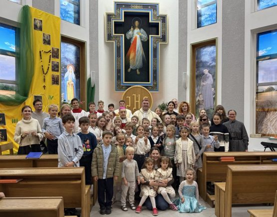 “Миллион детей молится на Розарии”